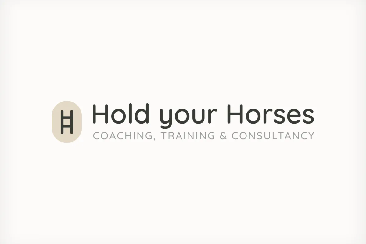 Logo Hold Your Horses