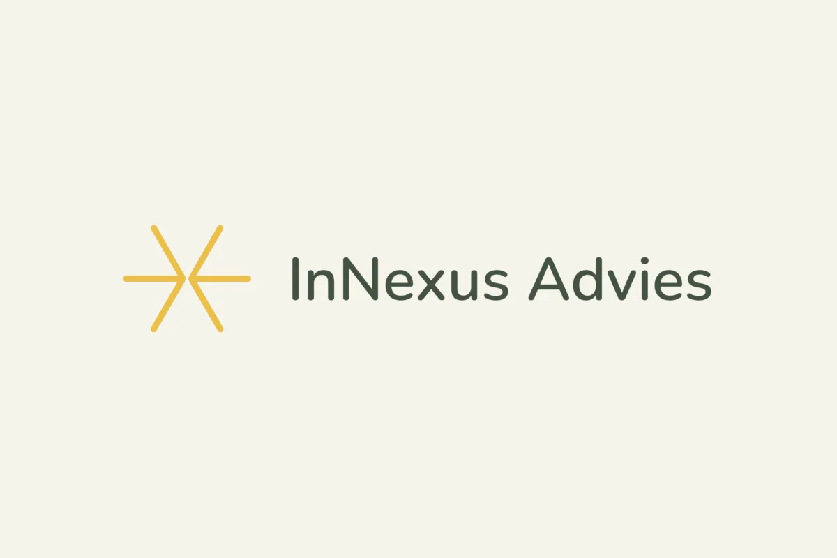 Minimalistisch en modern logo voor In Nexus Advies